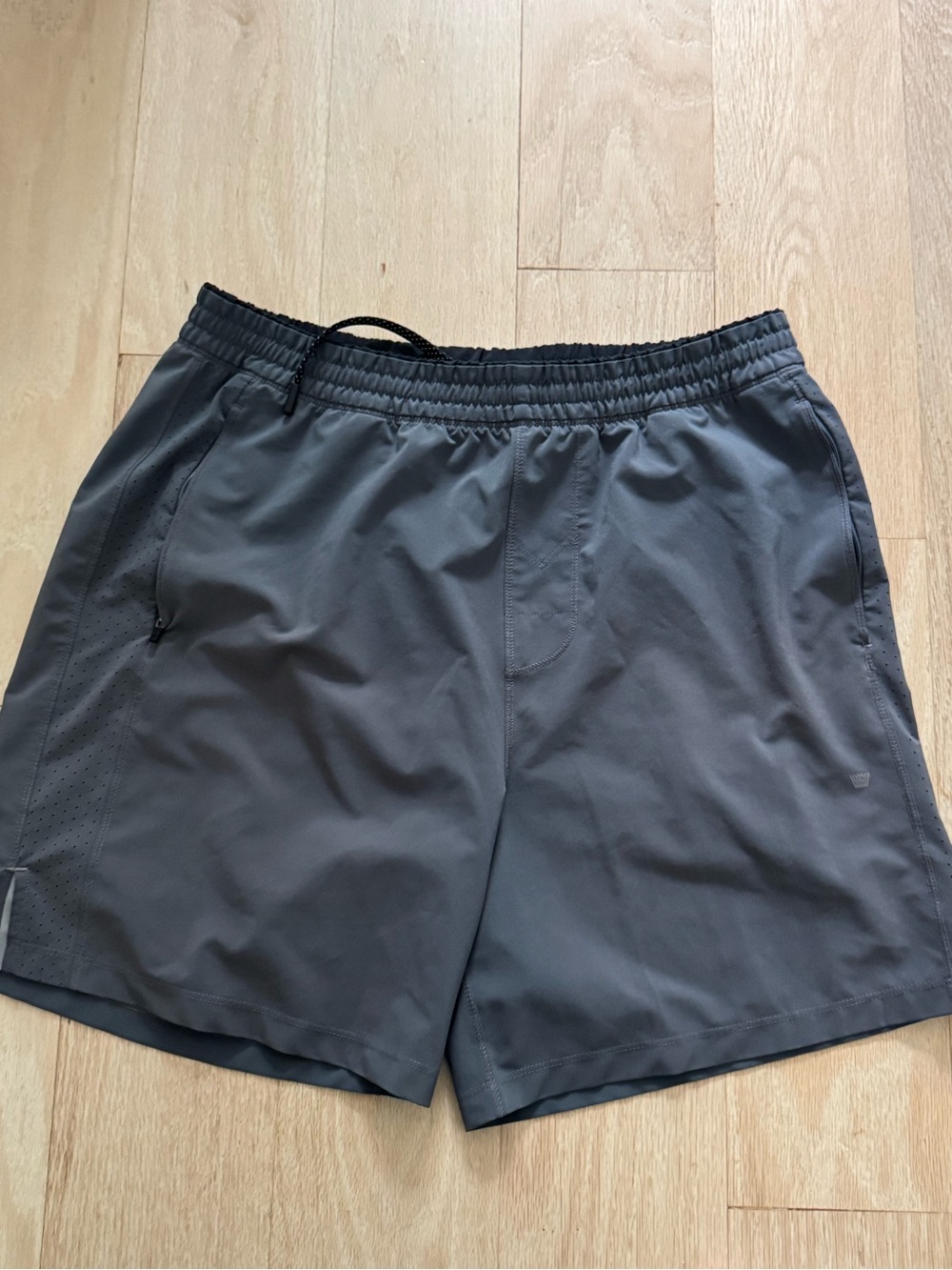 mack weldon shorts, M, gray